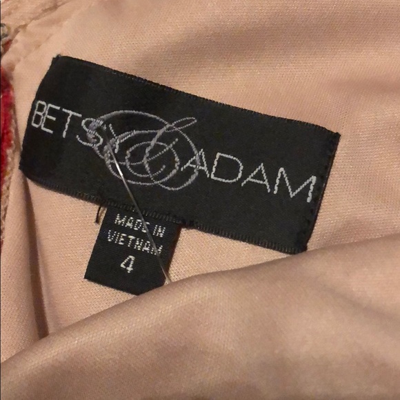 NWT BETSY & ADAM LACE GOWN WITH OPEN BACK - Picture 5 of 5